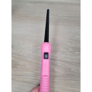 Herstyler‎ Baby Curl Pink Compact Ceramic Heat Barrel Teflon Wand